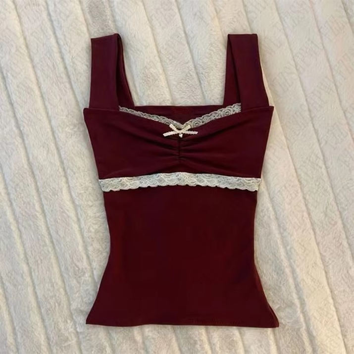 Mila | Fitted Top met Schattige Strik